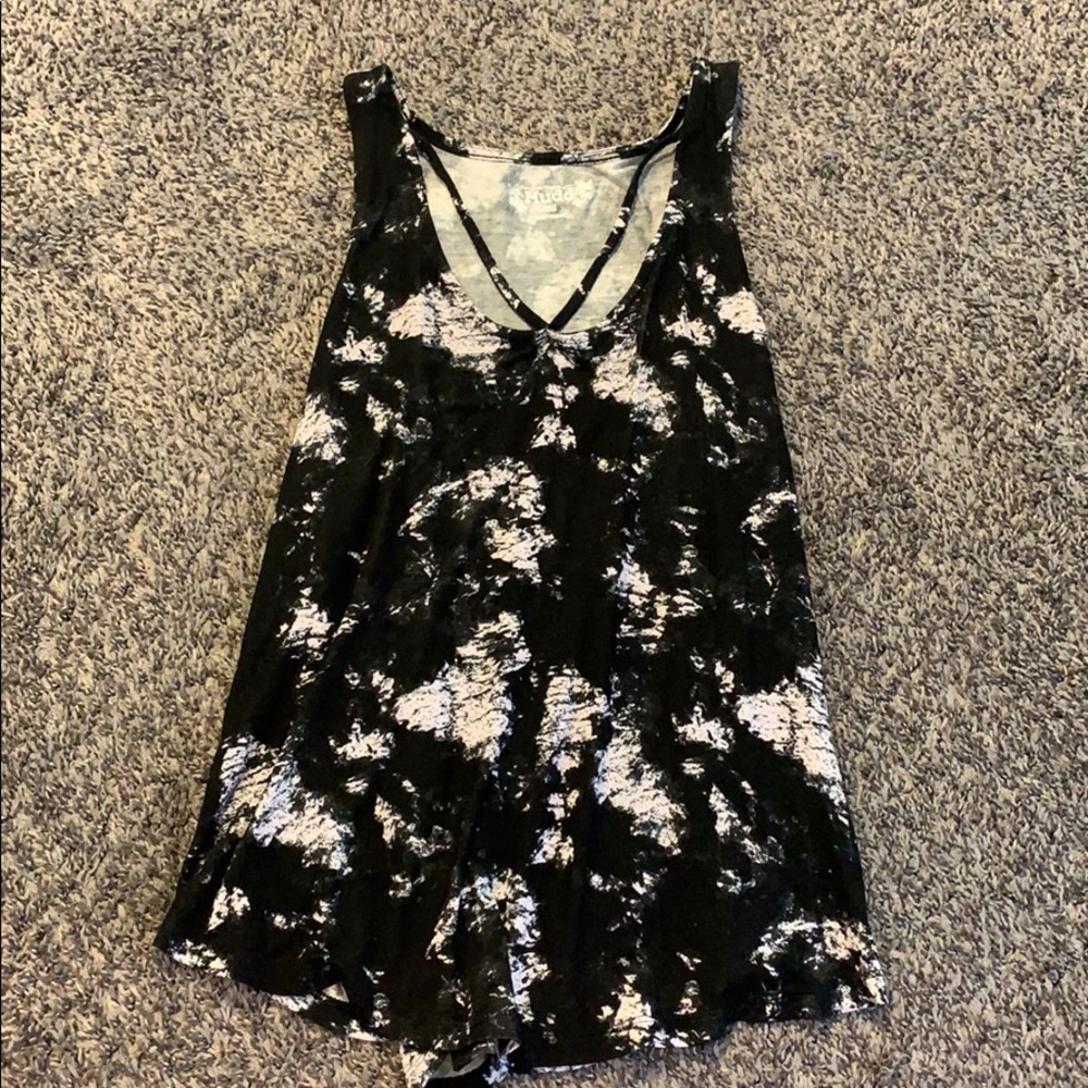 black with white design top